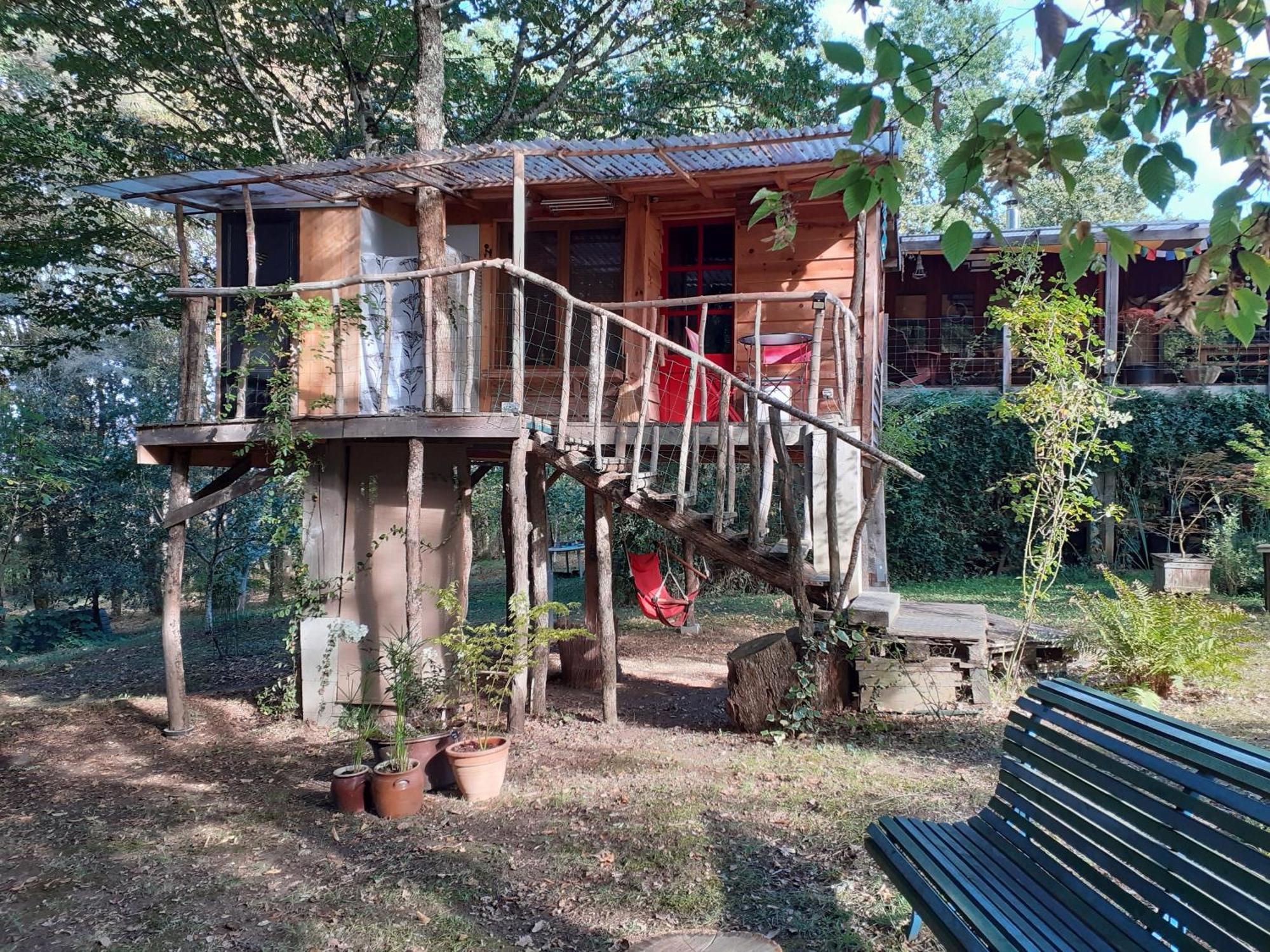 La Cabane De L'Oiseau Couze-et-Saint-Front Exteriér fotografie